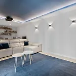 Villa Sandie Front Golf Cinema Sauna Jacuzzi Kids Playground