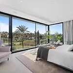 Sandie Front Golf Cinema Sauna Jacuzzi Kids Playground Villa *