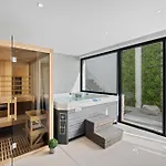 Villa Sandie Front Golf Cinema Sauna Jacuzzi Kids Playground Estepona