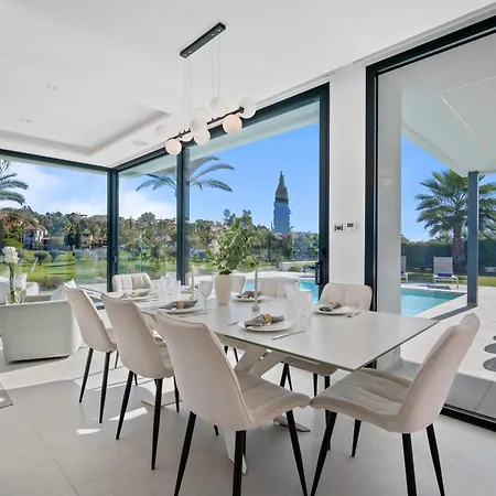 Sandie Front Golf Cinema Sauna Jacuzzi Kids Playground Villa