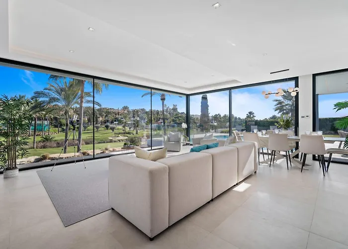 Sandie Front Golf Cinema Sauna Jacuzzi Kids Playground Villa